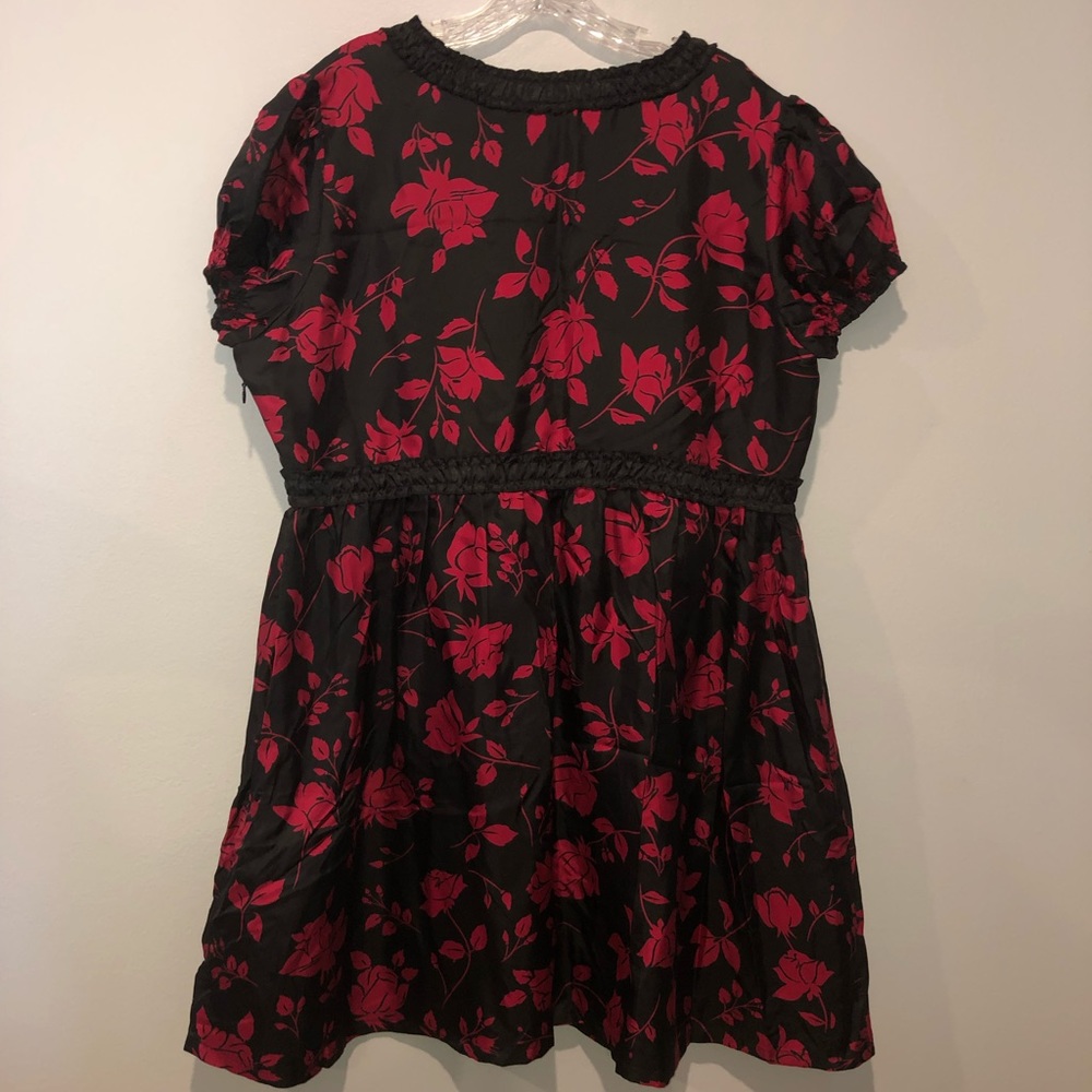 Super Cute Dress! - Picture 2 of 4